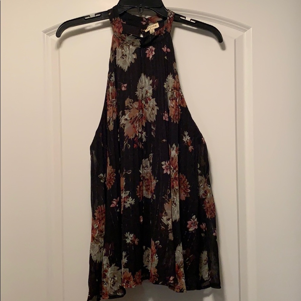 Sleeveless Shirt